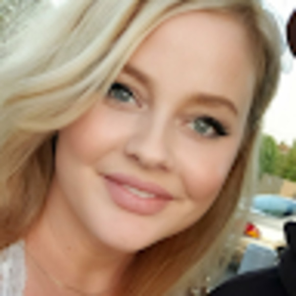 Meet your Posher, Lana - Picture 1 of 1